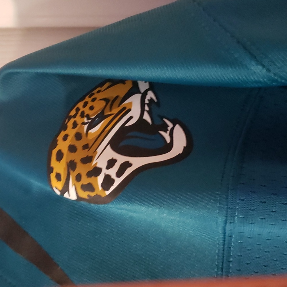 MensJacksonvilleJaguars Jersey Trevor Lawrence No.16 - Picture 4 of 13